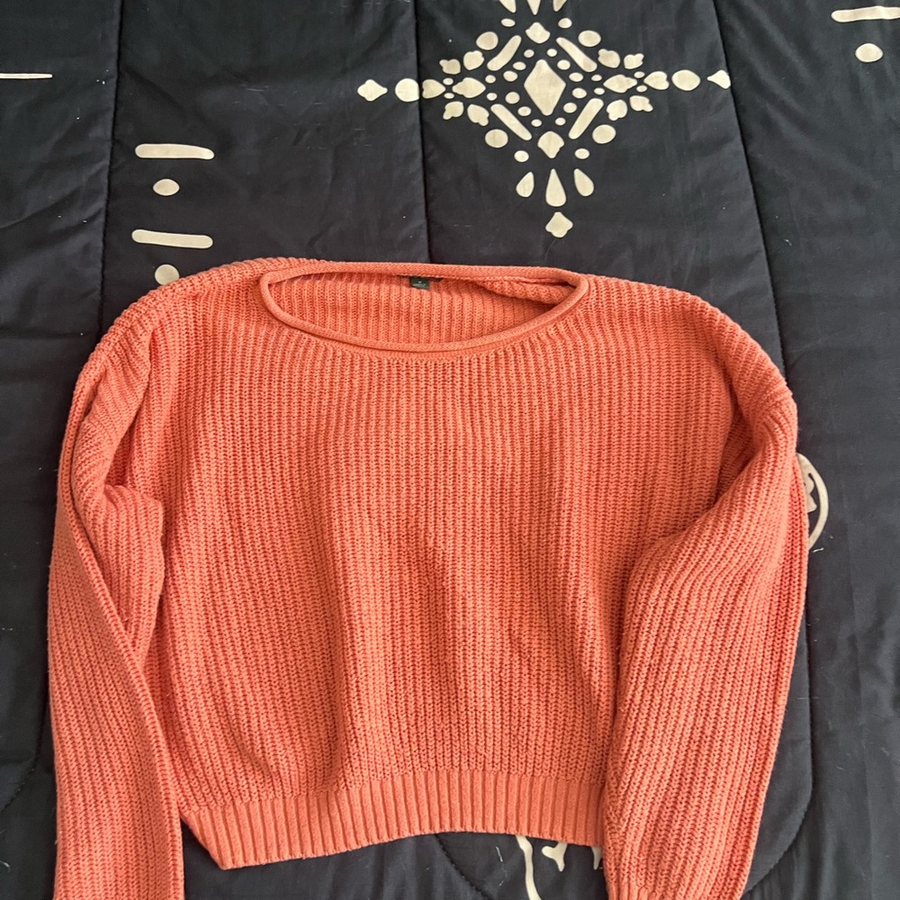 Wild Fable Coral Crew Neck Sweater